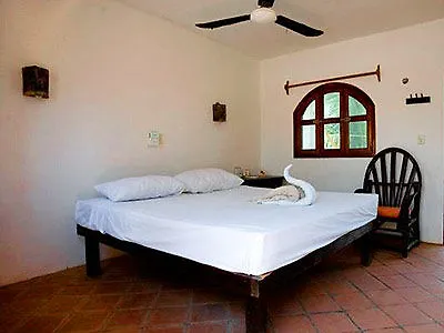 Zahra 3* Tulum Pueblo